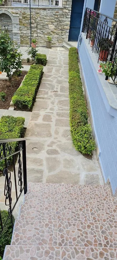 Garden Guest House Permet
