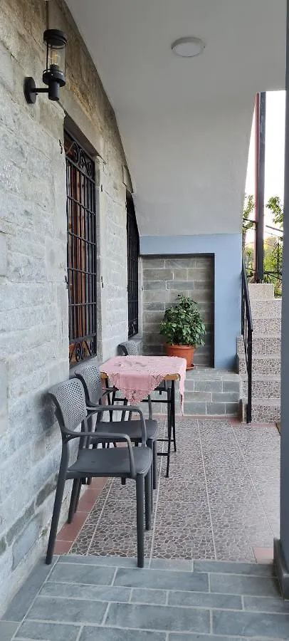 Garden Guest House Përmet