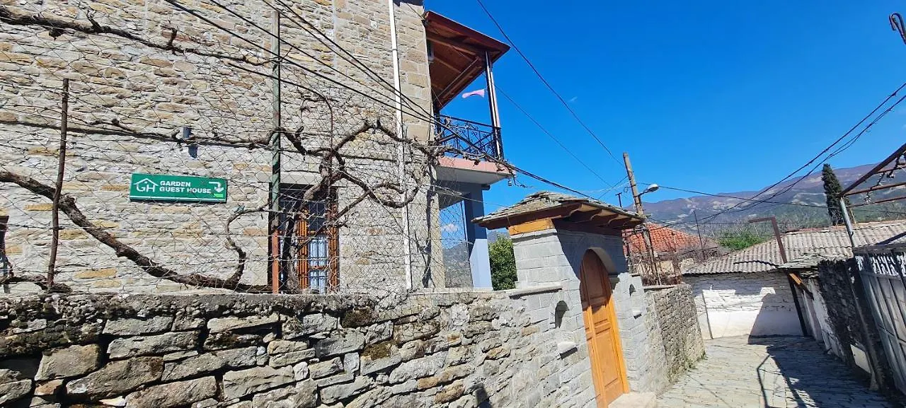 Garden Guest House Përmet